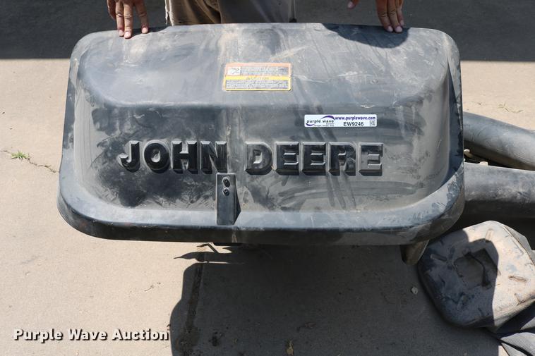 image for item EW9246 John Deere bagging system