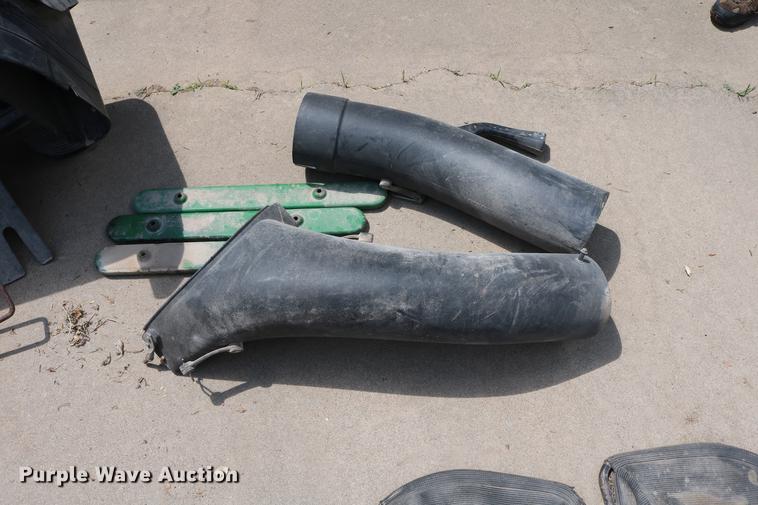 image for item EW9246 John Deere bagging system