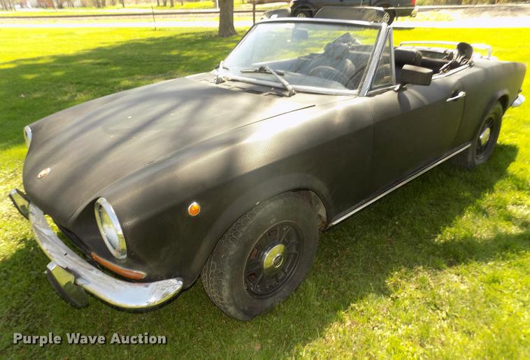 image for item G1143 1969 Fiat 124 Sport convertible