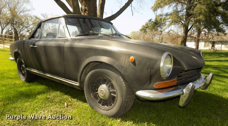 image for item G1143 1969 Fiat 124 Sport convertible