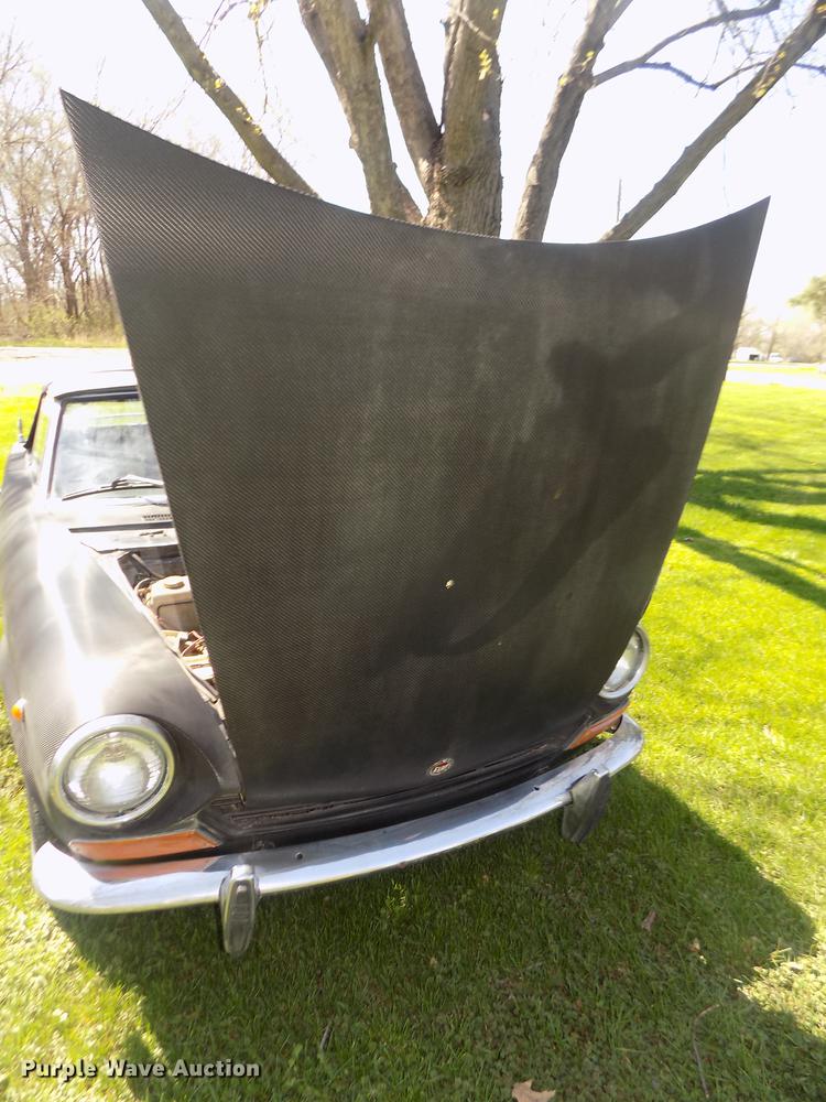 image for item G1143 1969 Fiat 124 Sport convertible