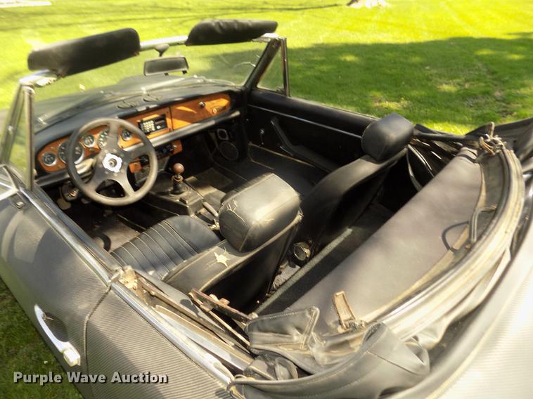 image for item G1143 1969 Fiat 124 Sport convertible