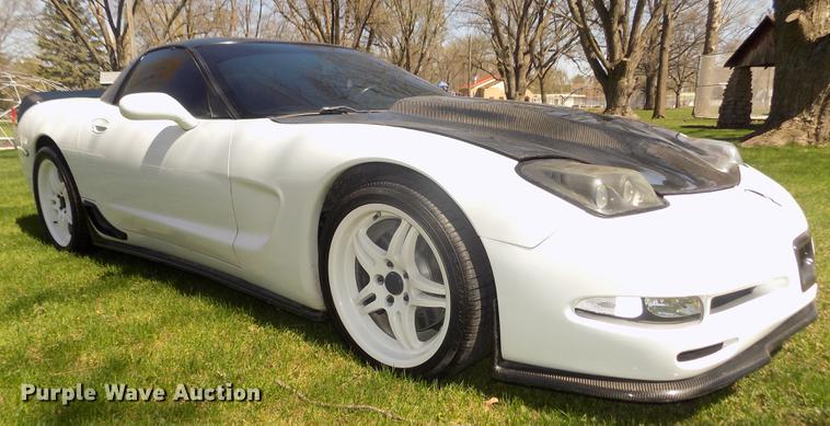 image for item G1144 1998 Chevrolet Corvette C-5