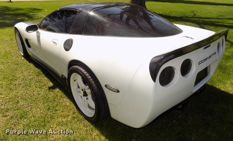 image for item G1144 1998 Chevrolet Corvette C-5