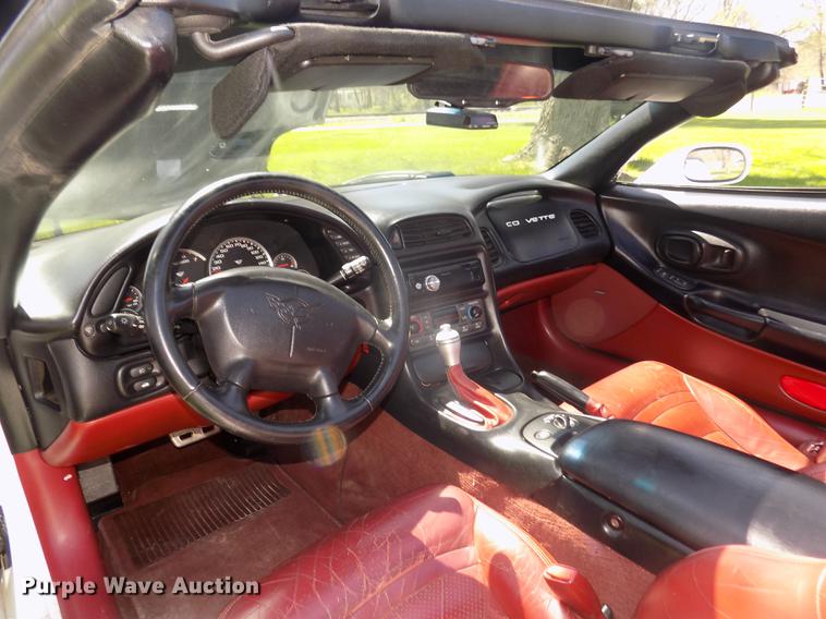 image for item G1144 1998 Chevrolet Corvette C-5