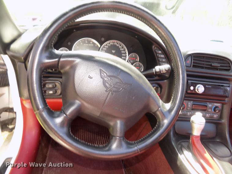 image for item G1144 1998 Chevrolet Corvette C-5