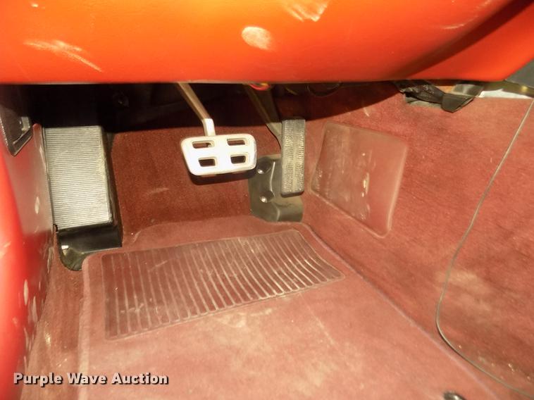 image for item G1144 1998 Chevrolet Corvette C-5