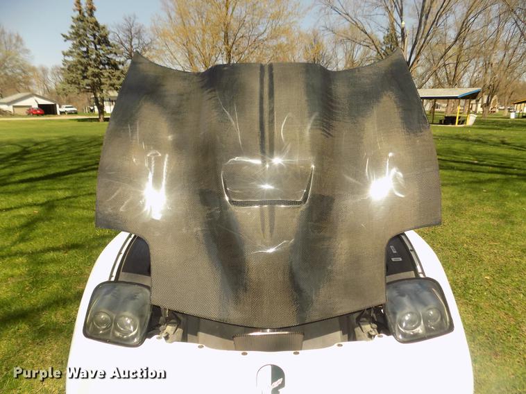 image for item G1144 1998 Chevrolet Corvette C-5