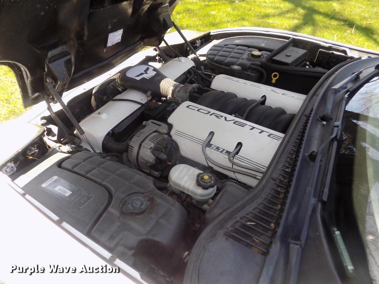 image for item G1144 1998 Chevrolet Corvette C-5