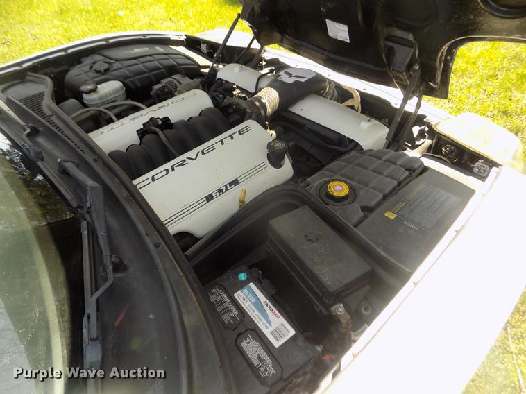 image for item G1144 1998 Chevrolet Corvette C-5