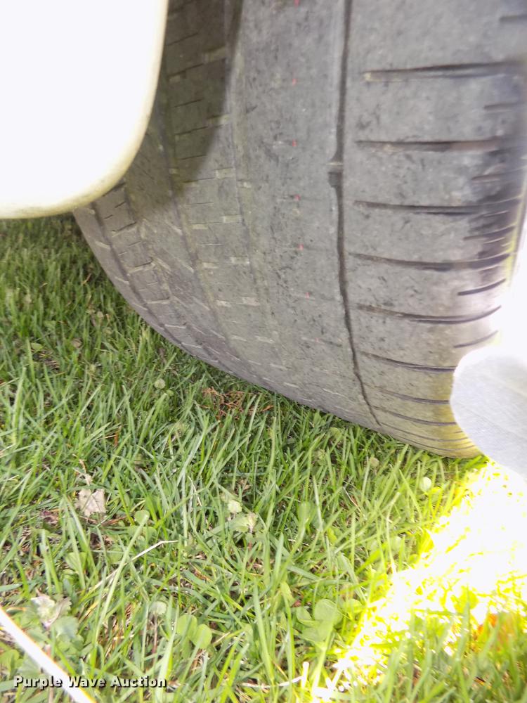 image for item G1144 1998 Chevrolet Corvette C-5