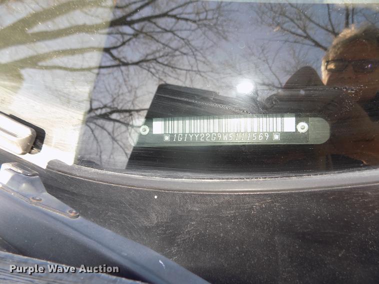 image for item G1144 1998 Chevrolet Corvette C-5