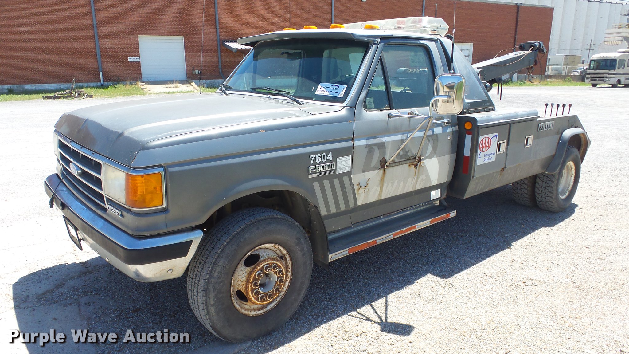 1990 Ford F450 Super Duty Wrecker Truck In Hutchinson Ks Item De2613 Sold Purple Wave