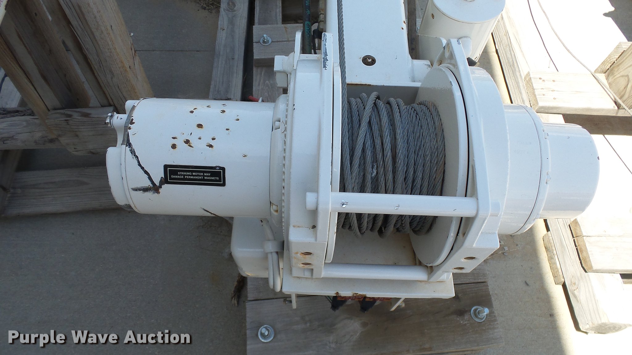 Liftmoore 2700AR crane in Sterling, KS | Item ET9506 sold | Purple Wave