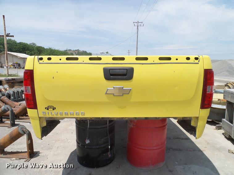 2009 Chevrolet Silverado pickup truck bed in Hartshorne, OK Item