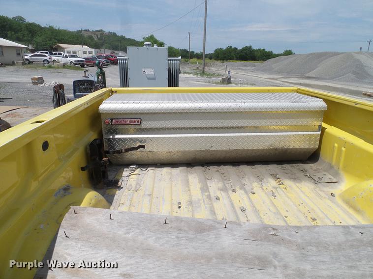image for item AO9298 2009 Chevrolet Silverado pickup truck bed