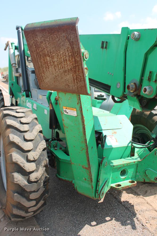 image for item DB5209 2006 Genie GTH-1056 telehandler