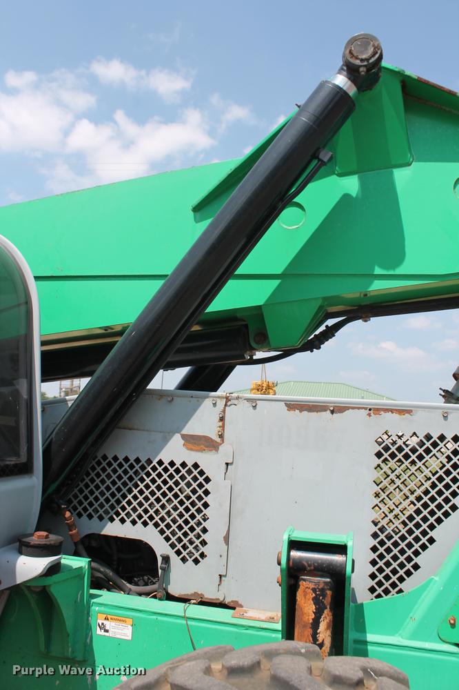 image for item DB5209 2006 Genie GTH-1056 telehandler