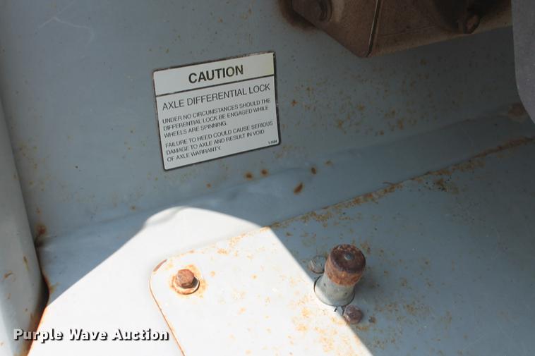 image for item DB5209 2006 Genie GTH-1056 telehandler