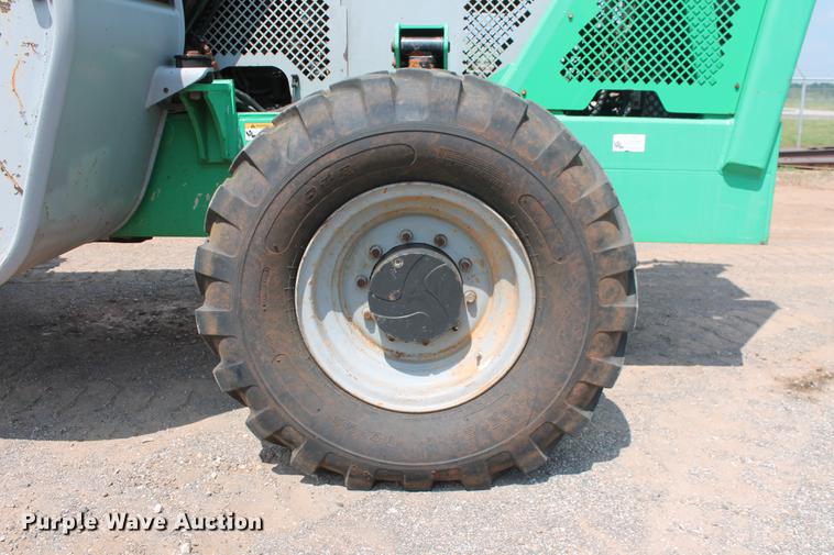 image for item DB5209 2006 Genie GTH-1056 telehandler