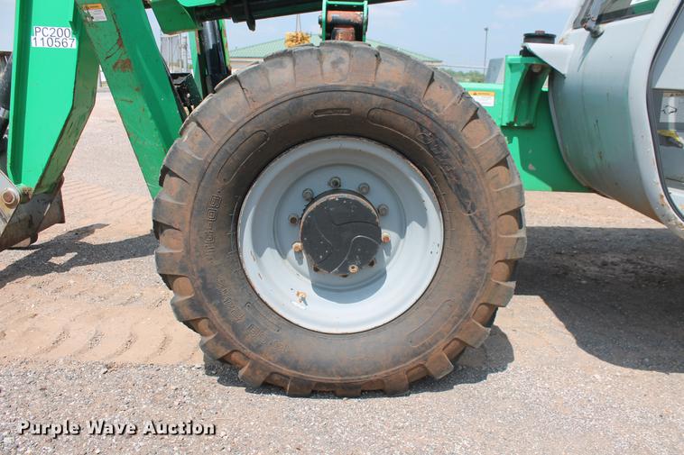 image for item DB5209 2006 Genie GTH-1056 telehandler