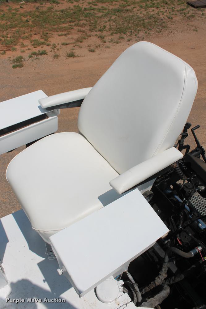 image for item DB5211 2007 Roadtec RP155 paver