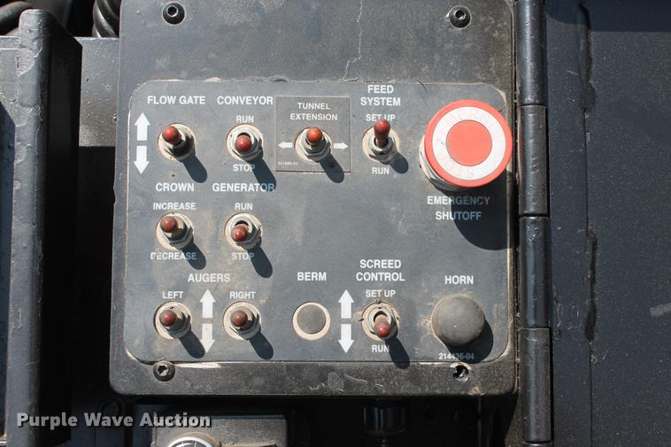 image for item DB5211 2007 Roadtec RP155 paver