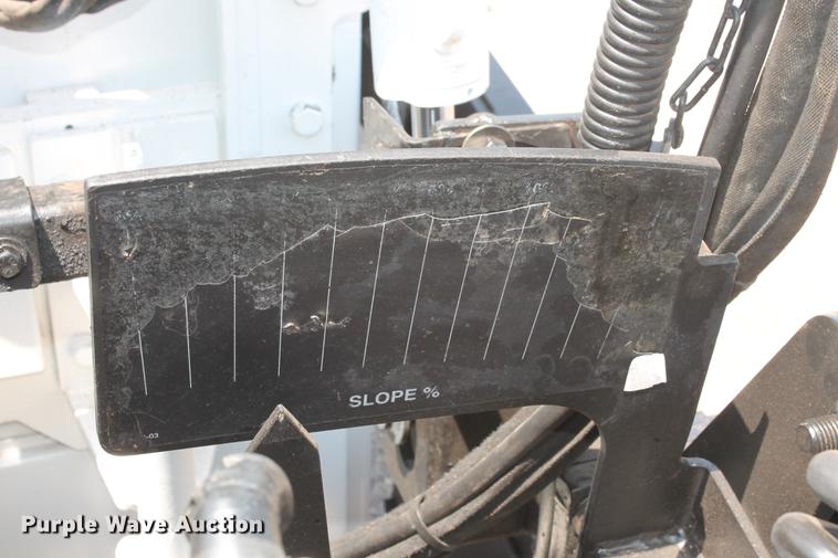 image for item DB5211 2007 Roadtec RP155 paver