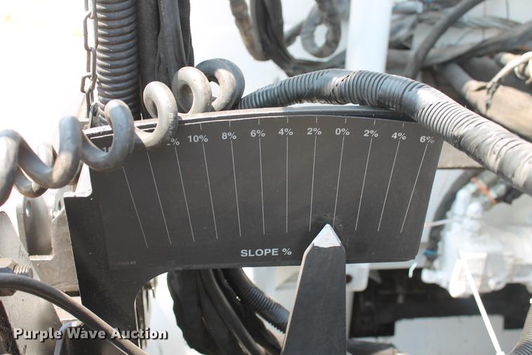 image for item DB5211 2007 Roadtec RP155 paver