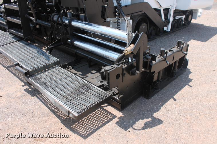 image for item DB5211 2007 Roadtec RP155 paver