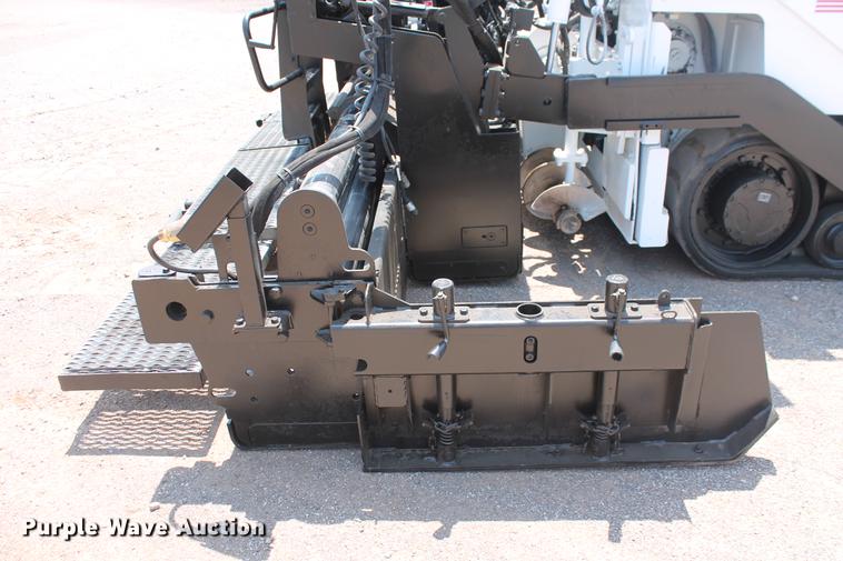 image for item DB5211 2007 Roadtec RP155 paver