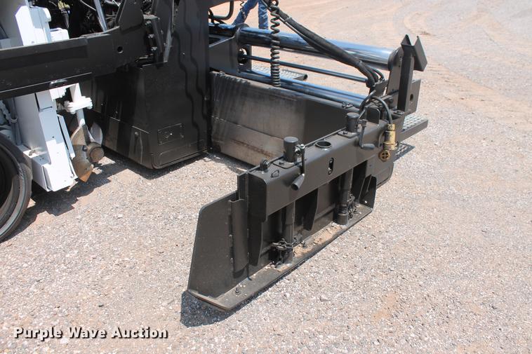 image for item DB5211 2007 Roadtec RP155 paver
