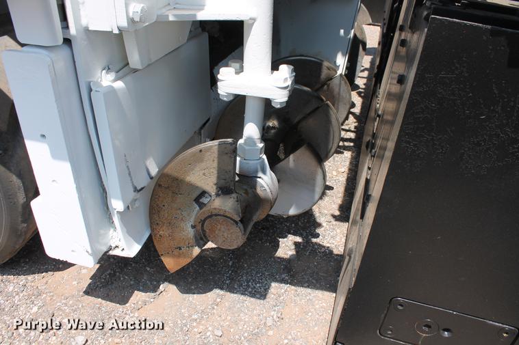 image for item DB5211 2007 Roadtec RP155 paver