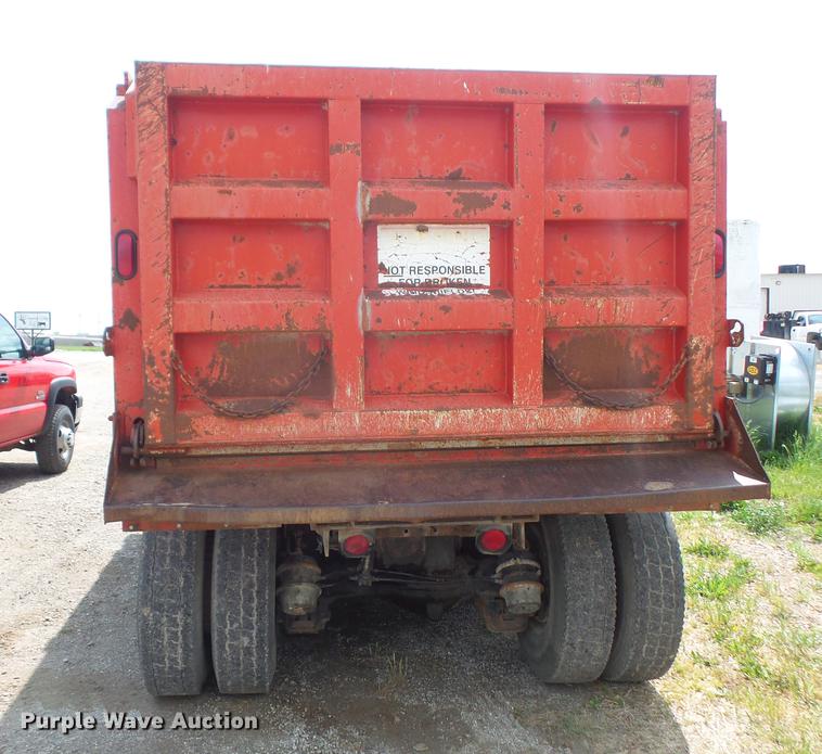 image for item DB6051 1975 Mack R686ST dump truck