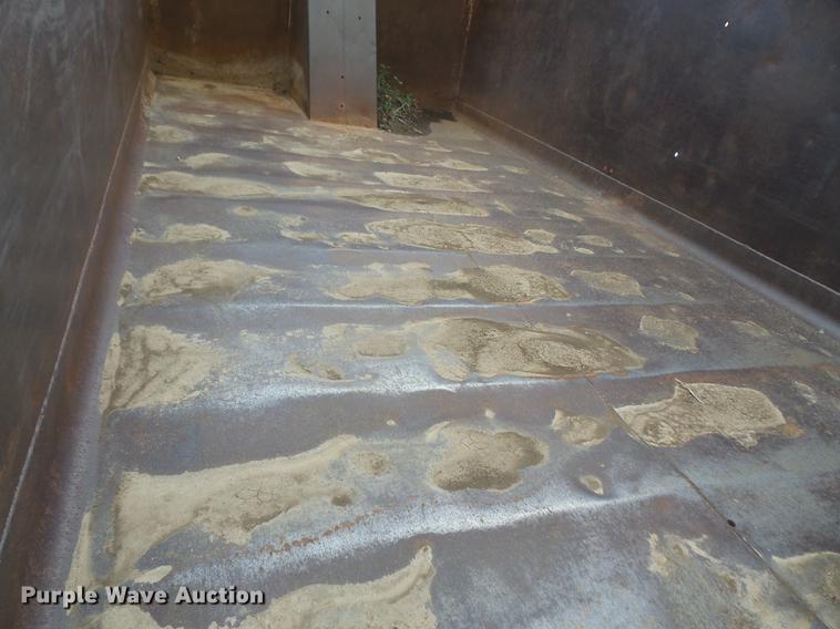 image for item DB6051 1975 Mack R686ST dump truck