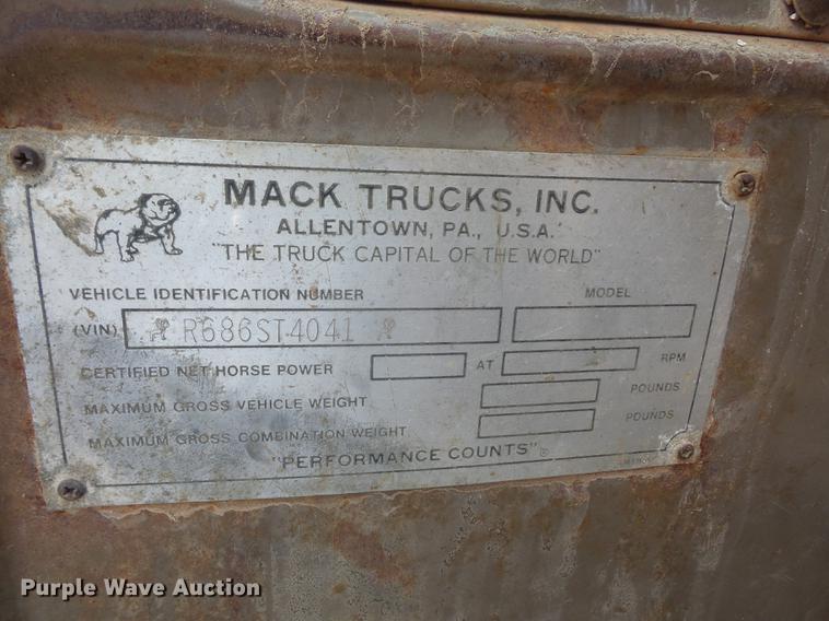 image for item DB6051 1975 Mack R686ST dump truck