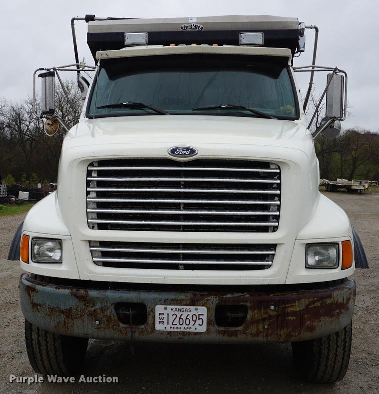 image for item DB6182 1998 Ford LT8513 Louisville 113 dump truck