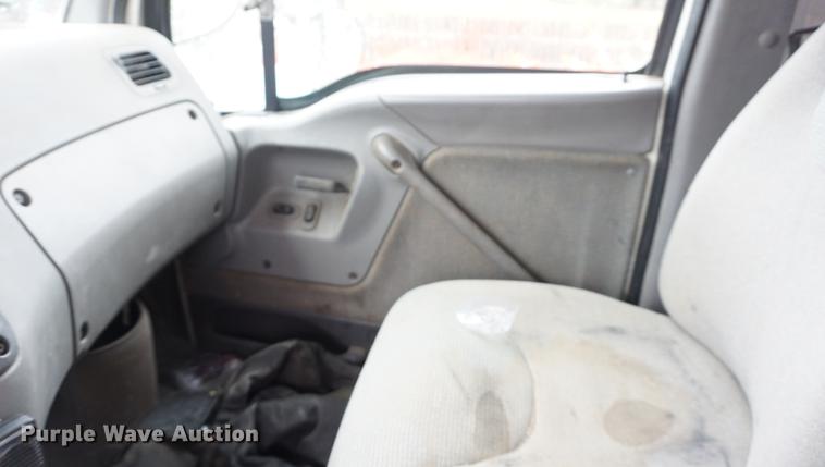 image for item DB6182 1998 Ford LT8513 Louisville 113 dump truck