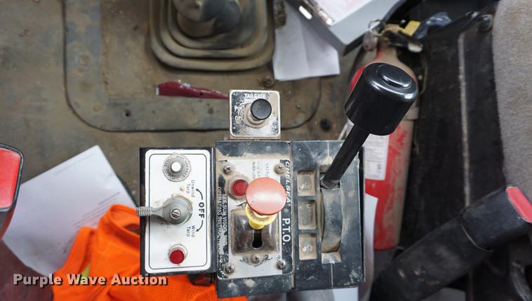 image for item DB6182 1998 Ford LT8513 Louisville 113 dump truck