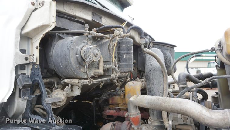 image for item DB6182 1998 Ford LT8513 Louisville 113 dump truck