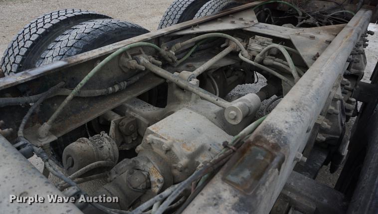 image for item DB6182 1998 Ford LT8513 Louisville 113 dump truck