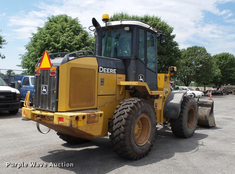 image for item DB7127 2004 John Deere 444J wheel loader