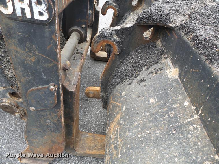 image for item DB7127 2004 John Deere 444J wheel loader