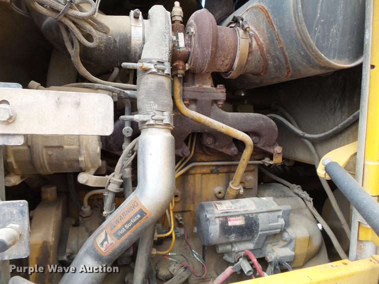 image for item DB7127 2004 John Deere 444J wheel loader