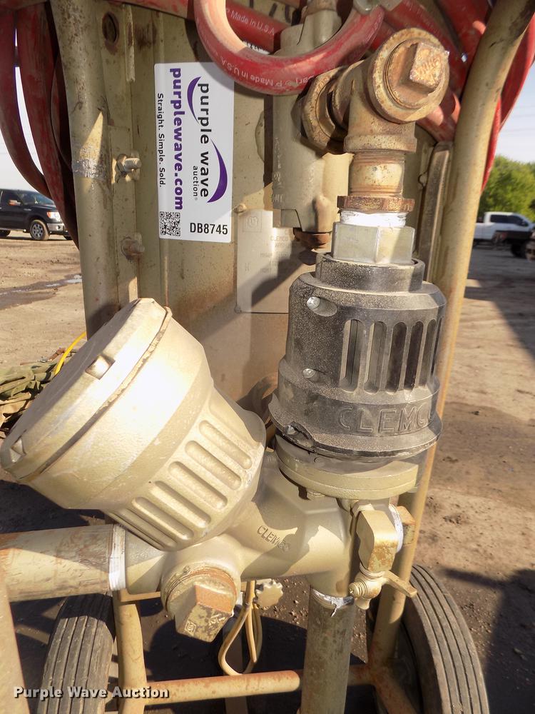 image for item DB8745 2010 Clemco 2024 sand blaster