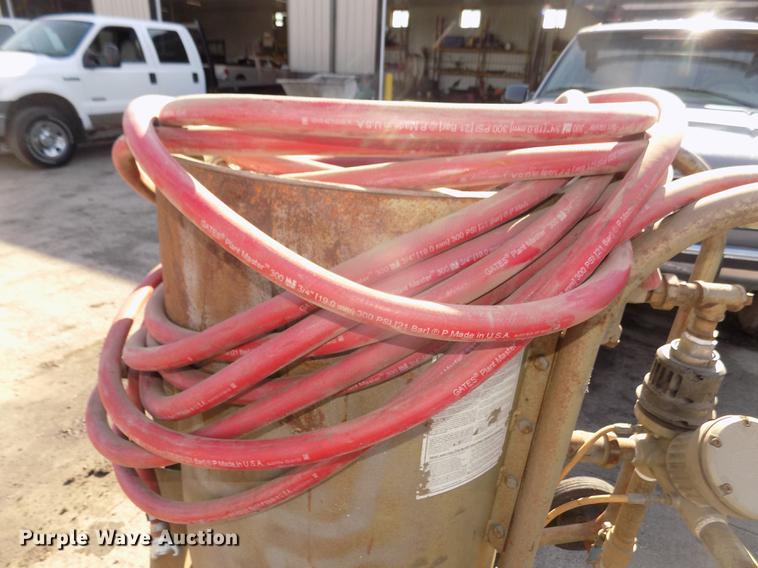 image for item DB8745 2010 Clemco 2024 sand blaster