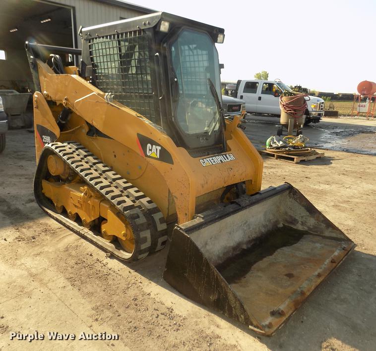 image for item DB8746 2012 Caterpillar 259B3 skid steer