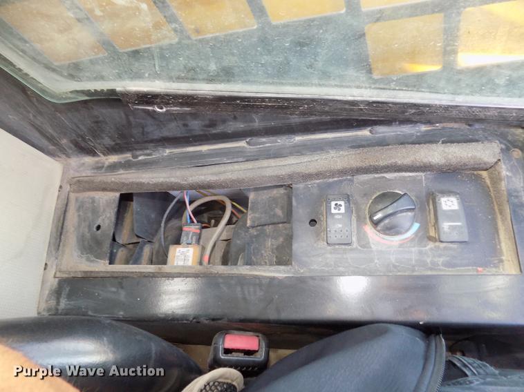 image for item DB8746 2012 Caterpillar 259B3 skid steer