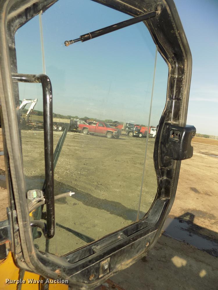 image for item DB8746 2012 Caterpillar 259B3 skid steer