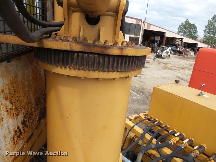 image for item DC1209 1993 Rexworks Maxigrind 425G horizontal grinder